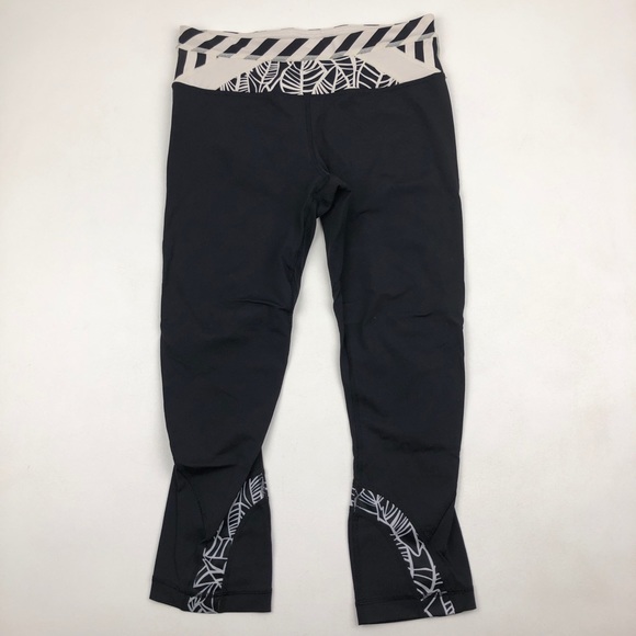 Lululemon Inspire Crop 
Black / Pretty Palm Black Angel Wing - Picture 3 of 8